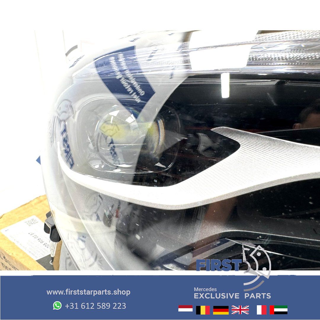 W118 FACELIFT CLA LED MULTIBEAM KOPLAMPEN Mercedes C118 X118 2022-2025 originalINEEL MB A1189060701 / A1189068601 SCHEINWERFER HEADLIGHT SET 118 MOPF headlight left and right usado en Menorca foto 6