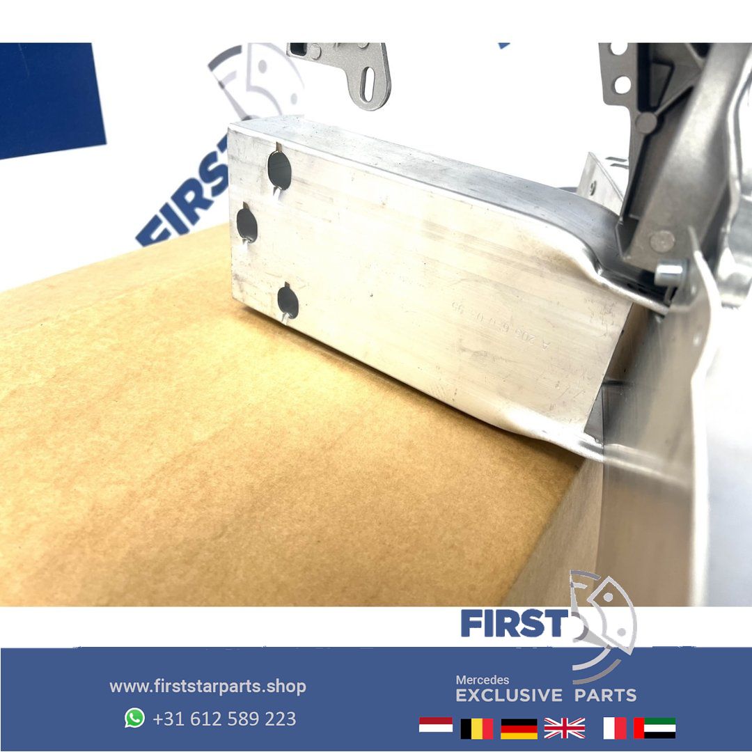 W205 C205 VOORFRONT Aluminium completo Mercedes C Clase 2014-2021 FRONT front bar usado en Menorca foto 12
