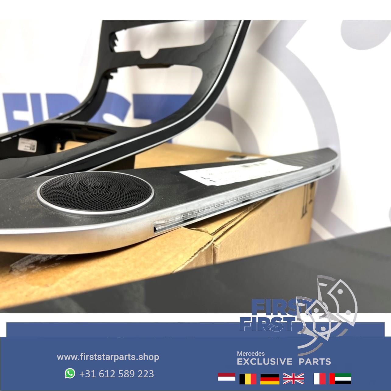 W205 C205 AMG lijsten set zwart ESSEN HOUT Mercedes C Clase 2018 Sedan centre console usado en Menorca foto 2