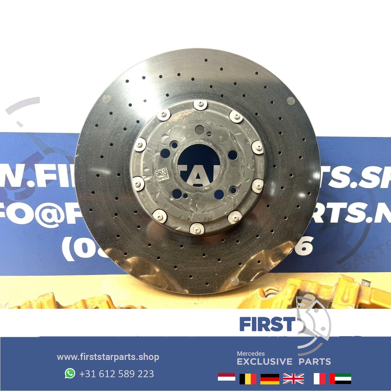 A2314211512 CARBON CERAMIC BRAKE DISC REM SCHIJF CARBON REMSCHIJF KERAMIK W205 C205 W206 C63 C63s W213 E63 E63s W218 CLS63 CLS63s W190 X290 GT63 GT63s AMG KERAMISCH originalineel Mercedes AMG BREMBO KERAMIK BRAKE DISK BREM A 231 421 15 12 brake disc single usado en Menorca