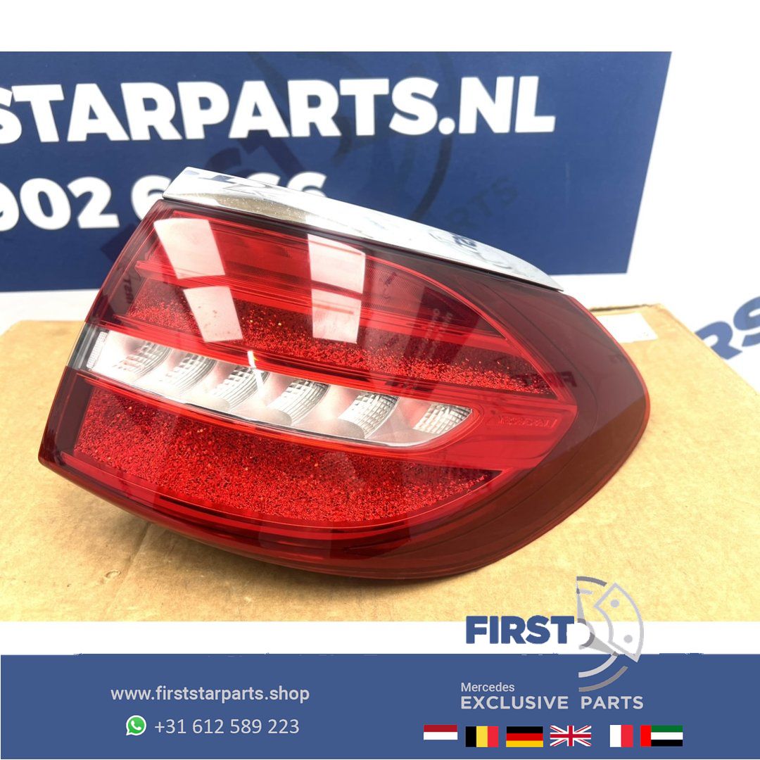 A2139068800 (W213) S213 Mercedes E Clase station LED ACHTERLICHT RECHTS W213 Familiar Familiar 2016-2023 originalINEEL MB Familiar E43 E53 E63 AMG A 213 906 88 00 tail light left and right usado en Menorca