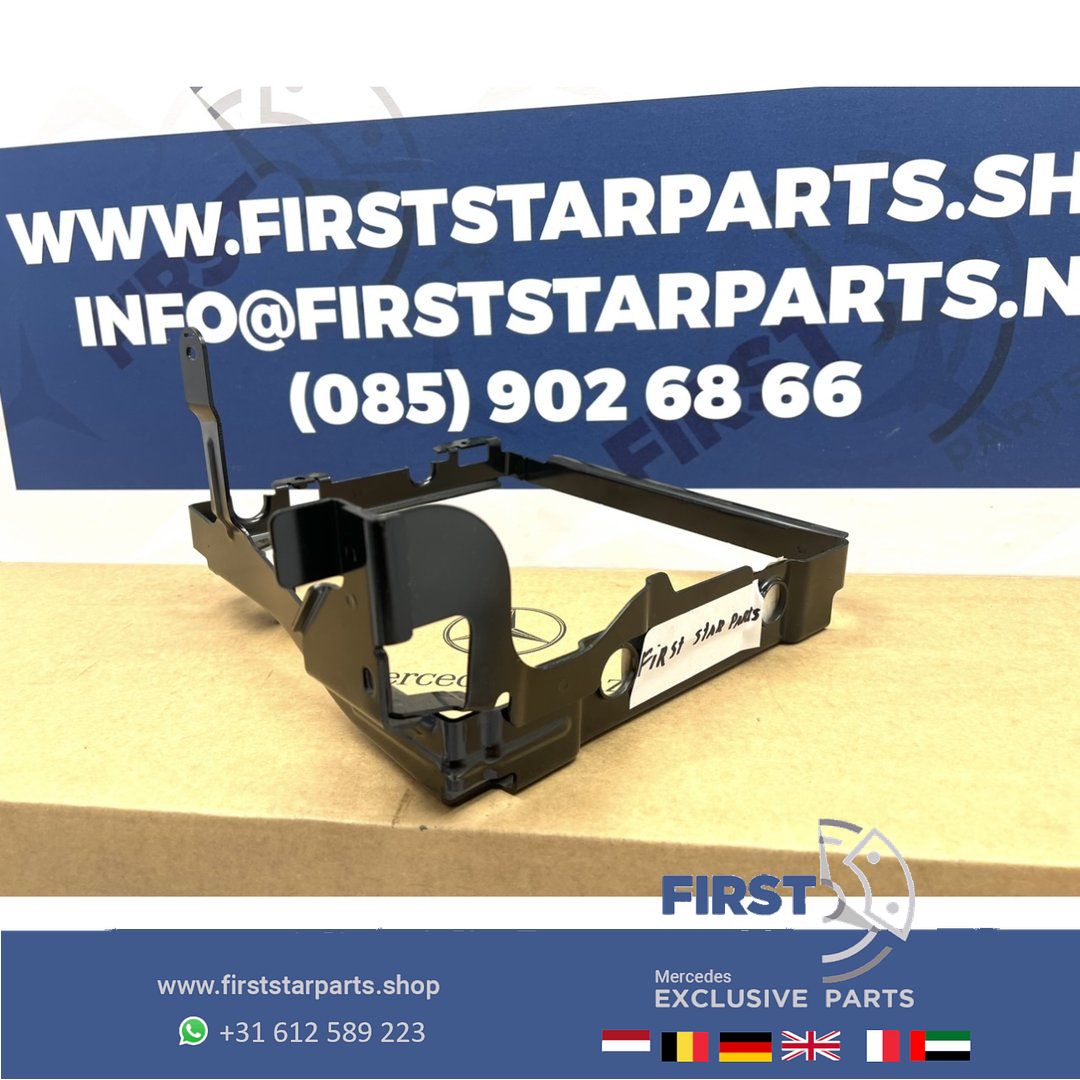 A1775201200 RADIATOR HOUDER Mercedes AMG A45 CLA45 GLA45 originalinalinalinalineel A CLA GLA Clase RADIATEUR DRAAGFRAME TRAGAHMEN A 177 520 12 00 condenser air conditioning radiator usado en Menorca foto 5