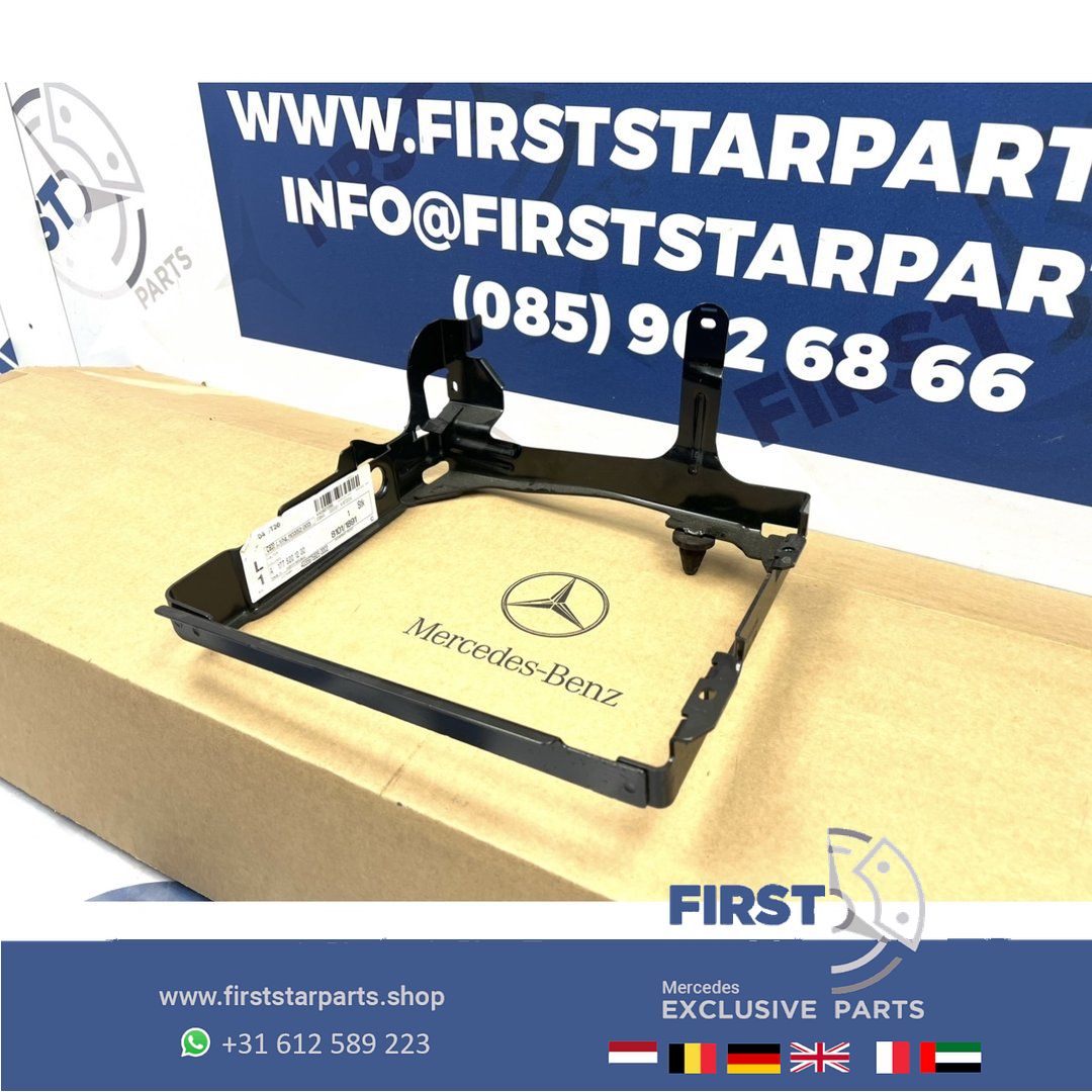 A1775201200 RADIATOR HOUDER Mercedes AMG A45 CLA45 GLA45 originalinalinalinalineel A CLA GLA Clase RADIATEUR DRAAGFRAME TRAGAHMEN A 177 520 12 00 condenser air conditioning radiator usado en Menorca