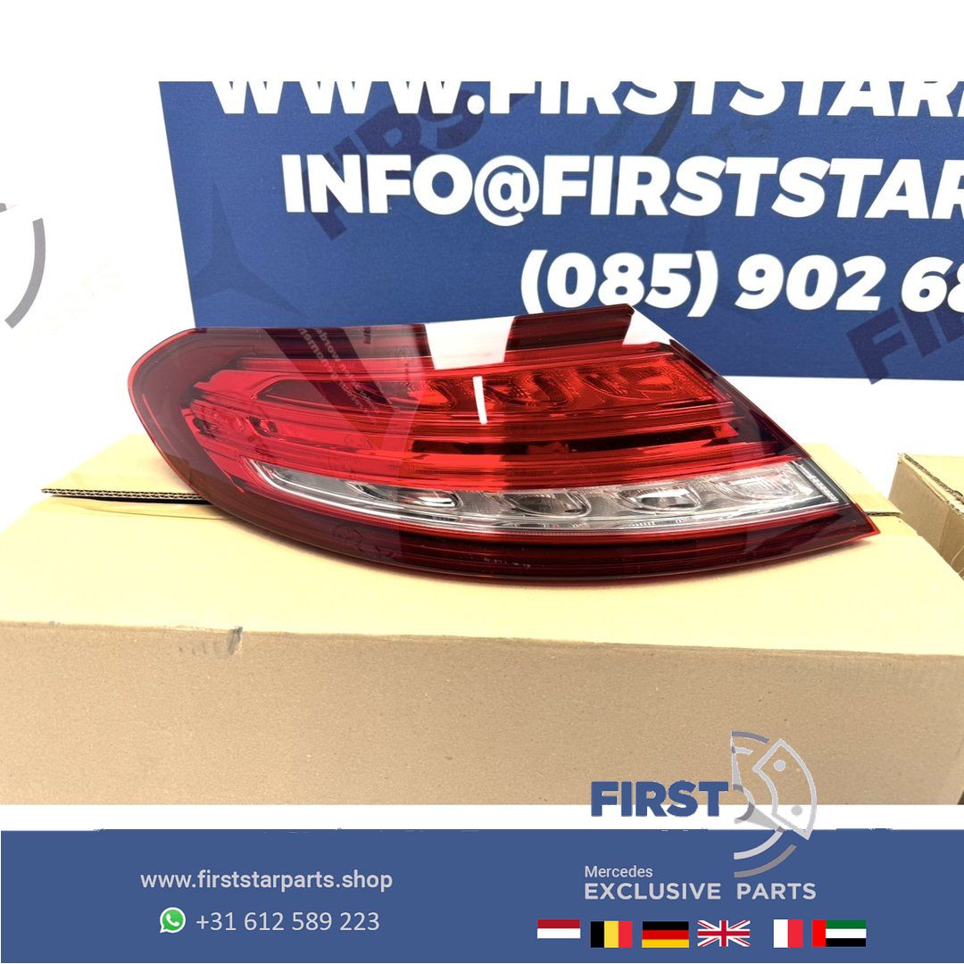 A205 C205 VOL LED ACHTERLICHT SET LINKS + RECHTS Mercedes C Clase 2015-2018 originalINEEL COUPÉ CABRIO A2059066305 + A2059066405 63 W205 tail light left and right usado en Menorca foto 3