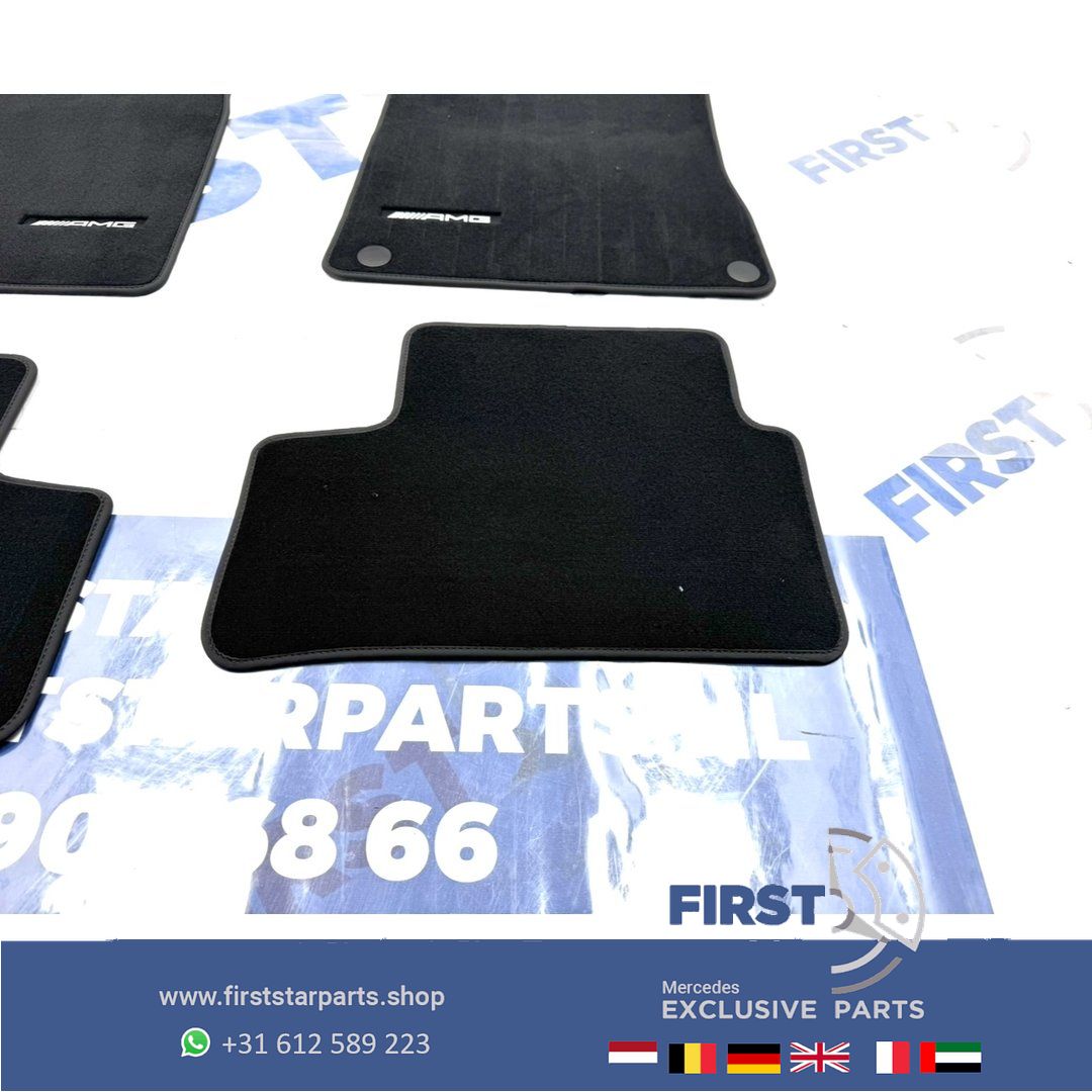W177 AMG VLOERMATTEN Mercedes A Clase A35 A45 2018-2021 carpeting usado en Menorca foto 7