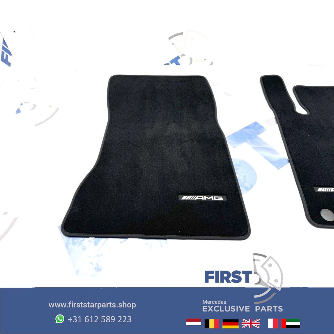 W177 AMG VLOERMATTEN Mercedes A Clase A35 A45 2018-2021 carpeting usado en Menorca foto 4