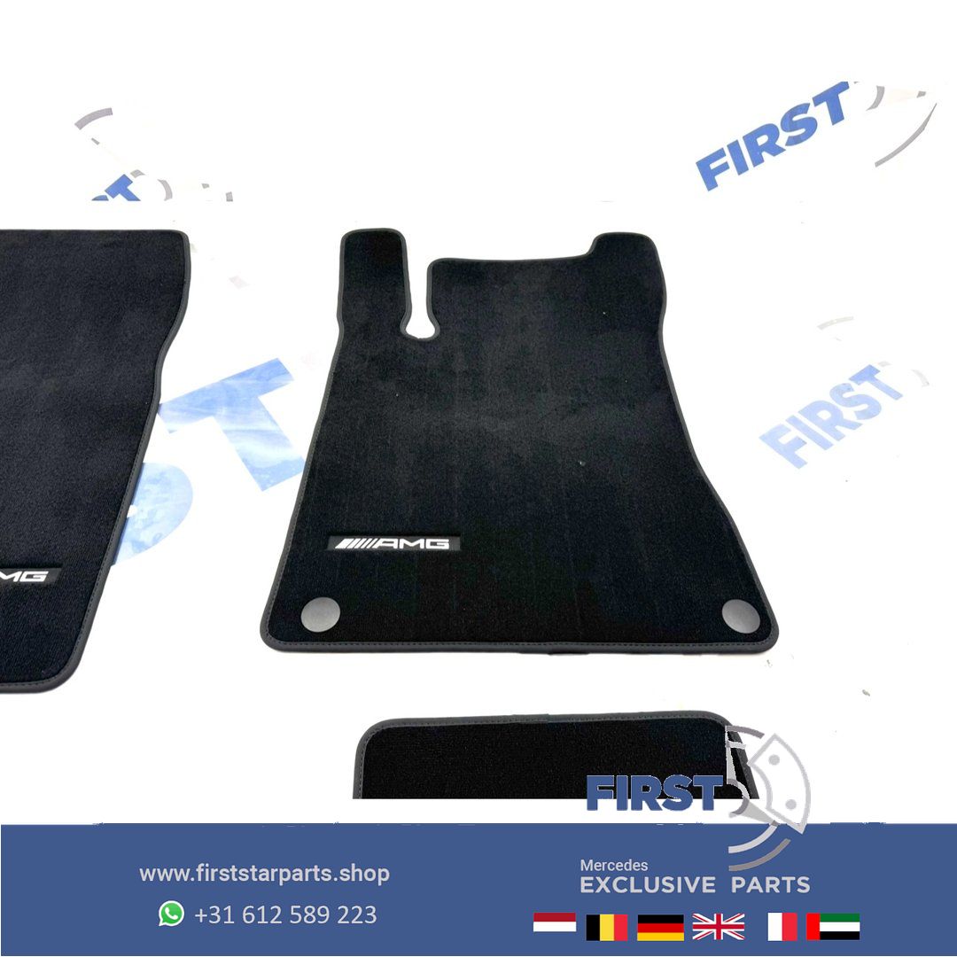 W177 AMG VLOERMATTEN Mercedes A Clase A35 A45 2018-2021 carpeting usado en Menorca foto 5