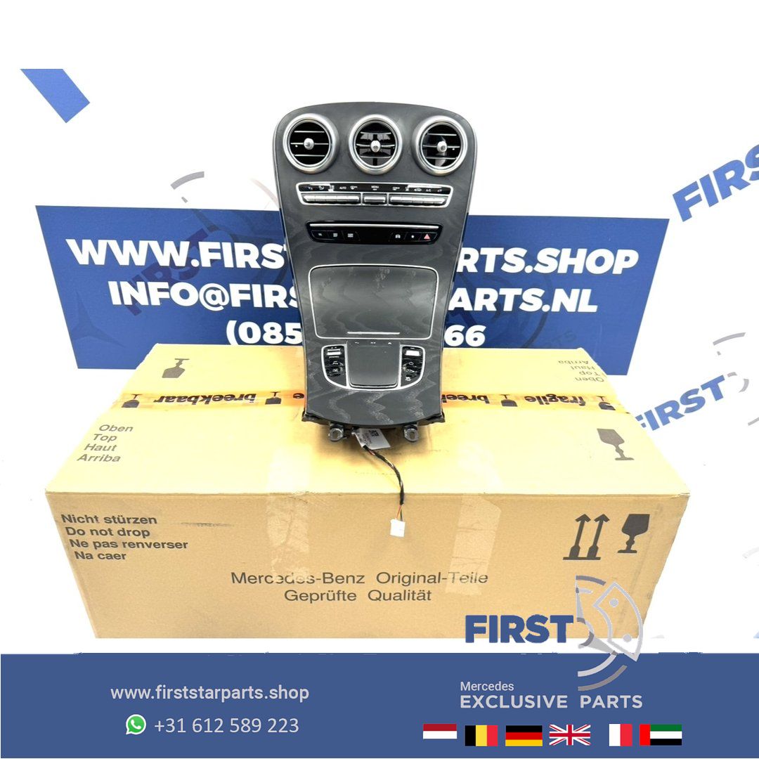 W253 GLC Facelift middenconsole Esschen hout W205 C Clase 2018-2022 zwart hout Dashboard Paneel W205 A205 C205 S205 X253 C253 MIDDEN CONSOLE centre console usado en Menorca foto 3