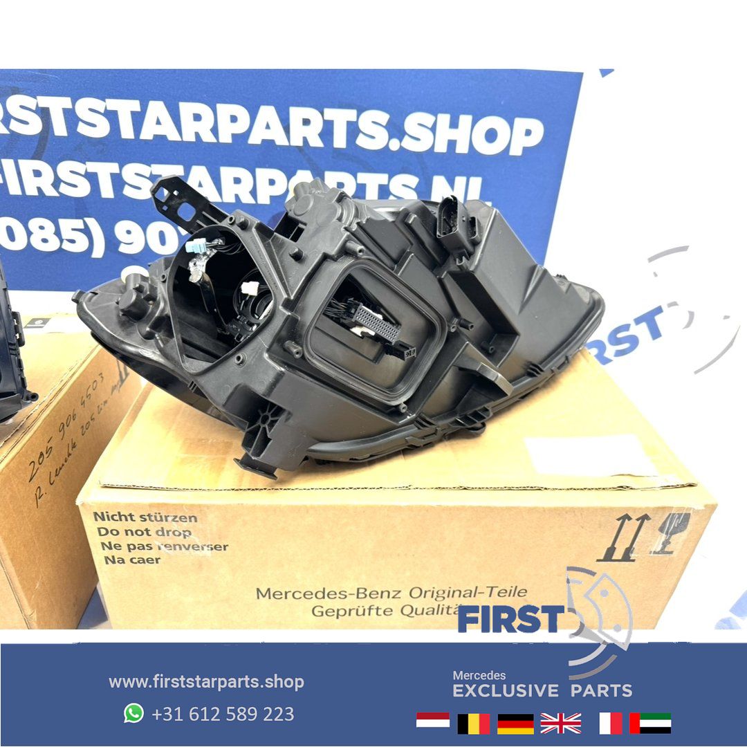 W176 A Clase FACELIFT LED High Performance koplamp links rechts originalINEEL Mercedes A Clase 2018 A1769068900 + A1769069000 headlight left and right usado en Menorca foto 18
