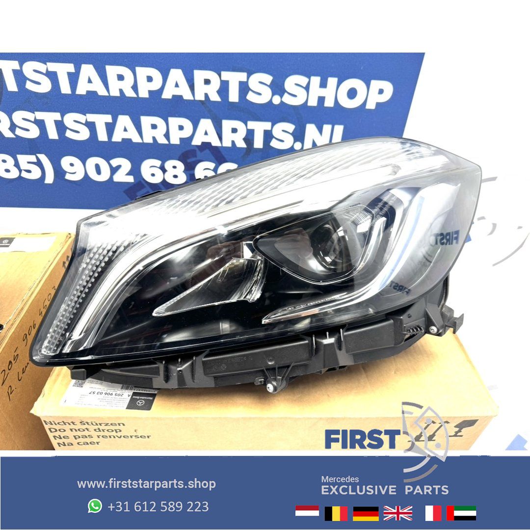 W176 A Clase FACELIFT LED High Performance koplamp links rechts originalINEEL Mercedes A Clase 2018 A1769068900 + A1769069000 headlight left and right usado en Menorca foto 10