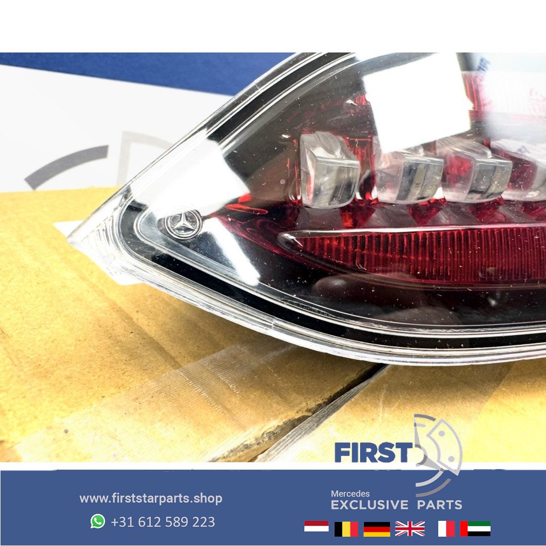 W190 C190 R190 GT GTR FACELIFT LED ACHTERLICHT LINKS of RECHTS Mercedes originalinalINEEL A 190 906 15 01 / A 190 906 16 01 tail light single usado en Menorca foto 8