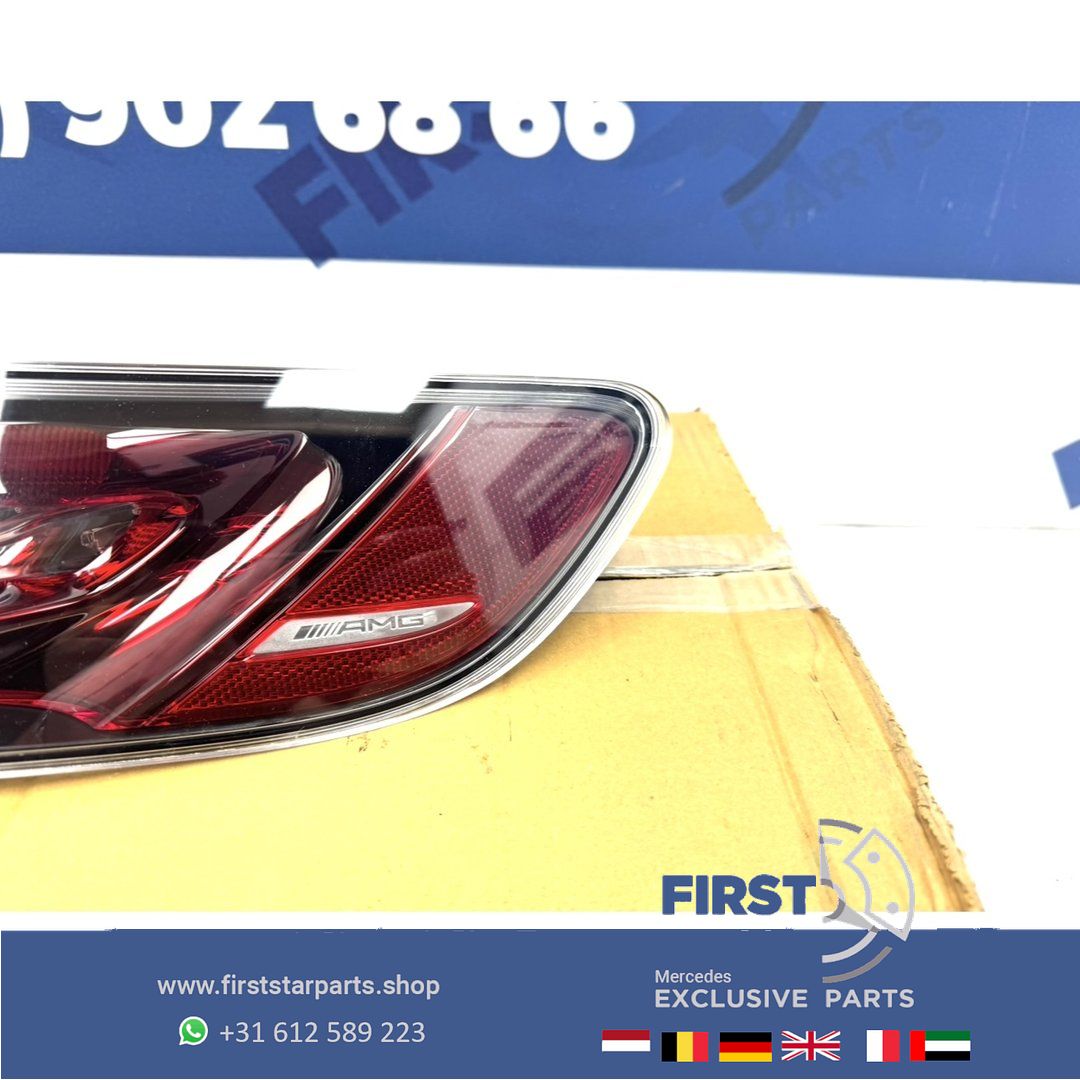 W190 C190 R190 GT GTR FACELIFT LED ACHTERLICHT LINKS of RECHTS Mercedes originalinalINEEL A 190 906 15 01 / A 190 906 16 01 tail light single usado en Menorca foto 6