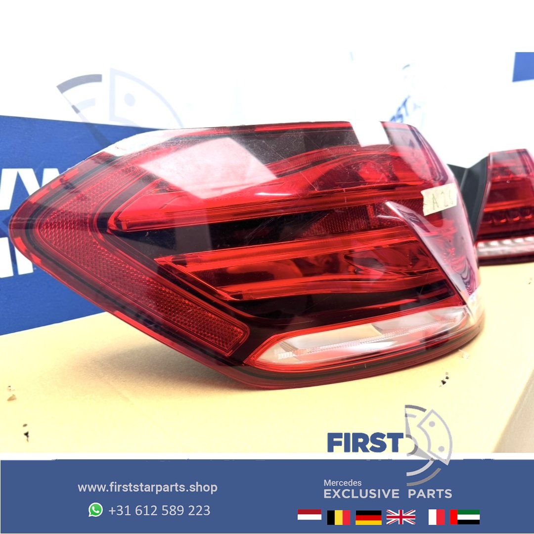 W212 LED ACHTERLICHTEN SET FACELIFT E Clase LINKS RECHTS E63 AMG Mercedes EClase 2012-2016 originalINEEL ACHTERLICHT A2129060703 + A2129060803 tail light glass left and right usado en Menorca foto 8