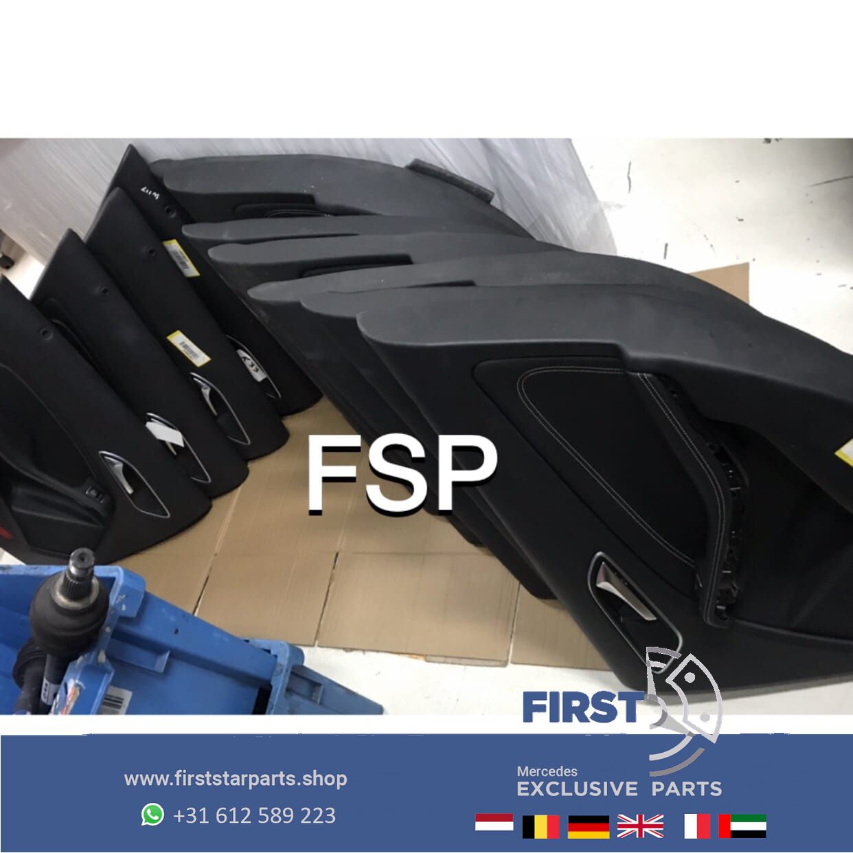 W117 C117 CLA DEURPANEEL DEUR KAART PANEEL LINKS/RECHTS ACHTER originalineel door upholstery door panel single usado en Menorca foto 2