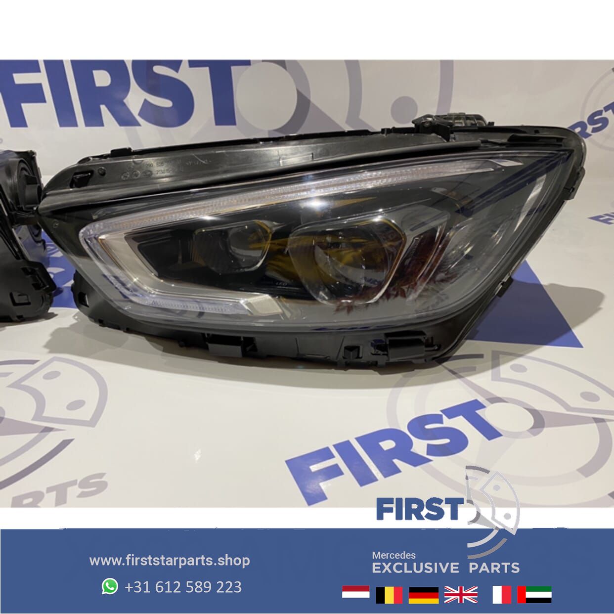 W290 GT 63 S KOPLAMPEN A2909068900 A290906900 SET MULTIBEAM LED LINKS+RECHTS CARBON headlight left and right usado en Menorca foto 4