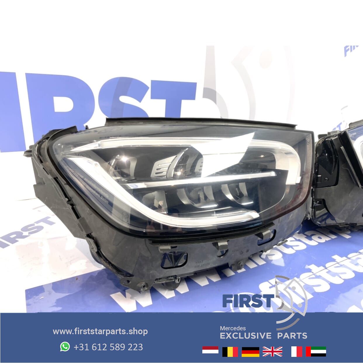 W253 C253 FACELIFT GLC HP LED KOPLAMP RECHTS Mercedes 2018-2022 originalINEEL LINKS + RECHTS High Performance grille head lamp single usado en Menorca