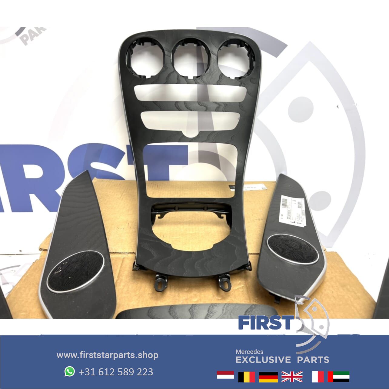 W205 INTERIEUR LIJSTEN SET ESSEN HOUT Mercedes C Clase middenconsole + deurlijsten essenhout set originalineel AMBIENT VERLICHTING interior frames set usado en Menorca foto 4