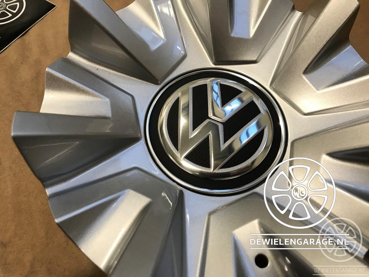 4x Naafkap originalineel VW Touareg 760 601 149A Nabendeckel wheel hub usado en Menorca foto 4