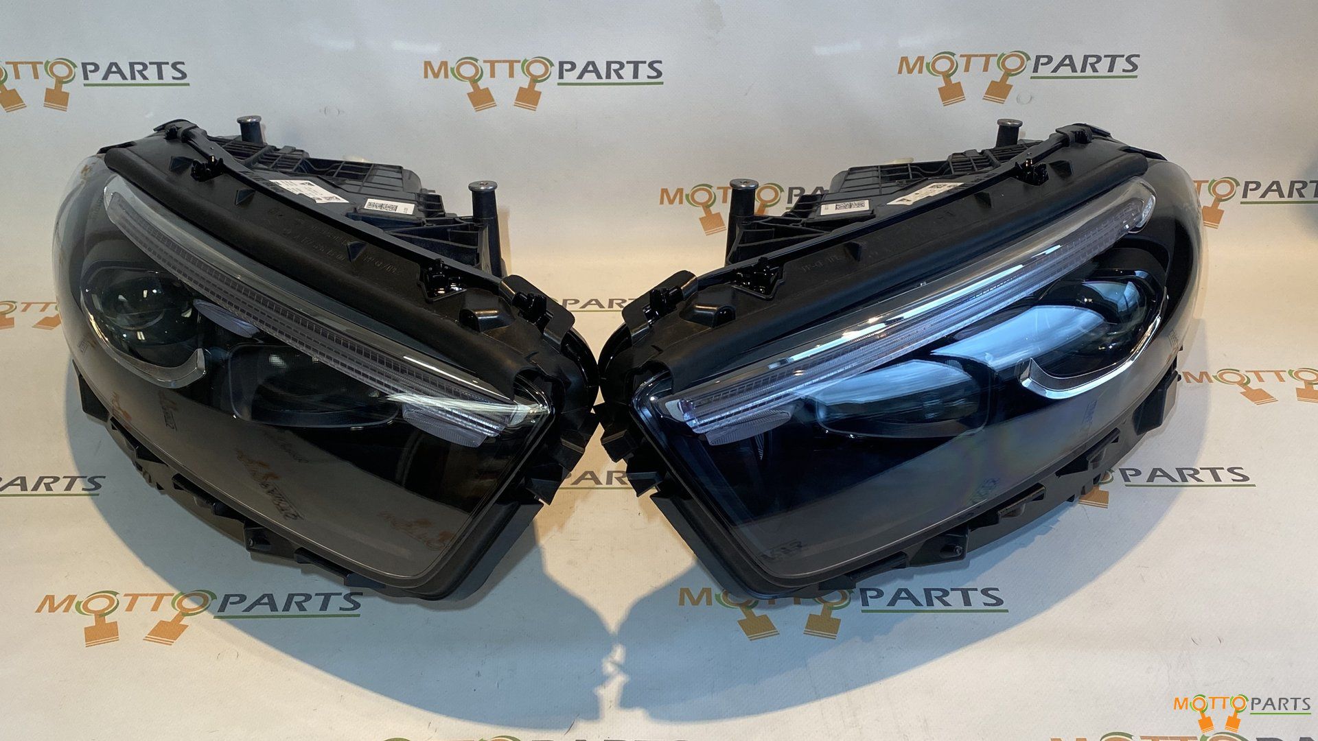 Mercedes W177 Multibeam Koplampset A1779065704 A1779065804 headlight left and right usado en Menorca foto 2