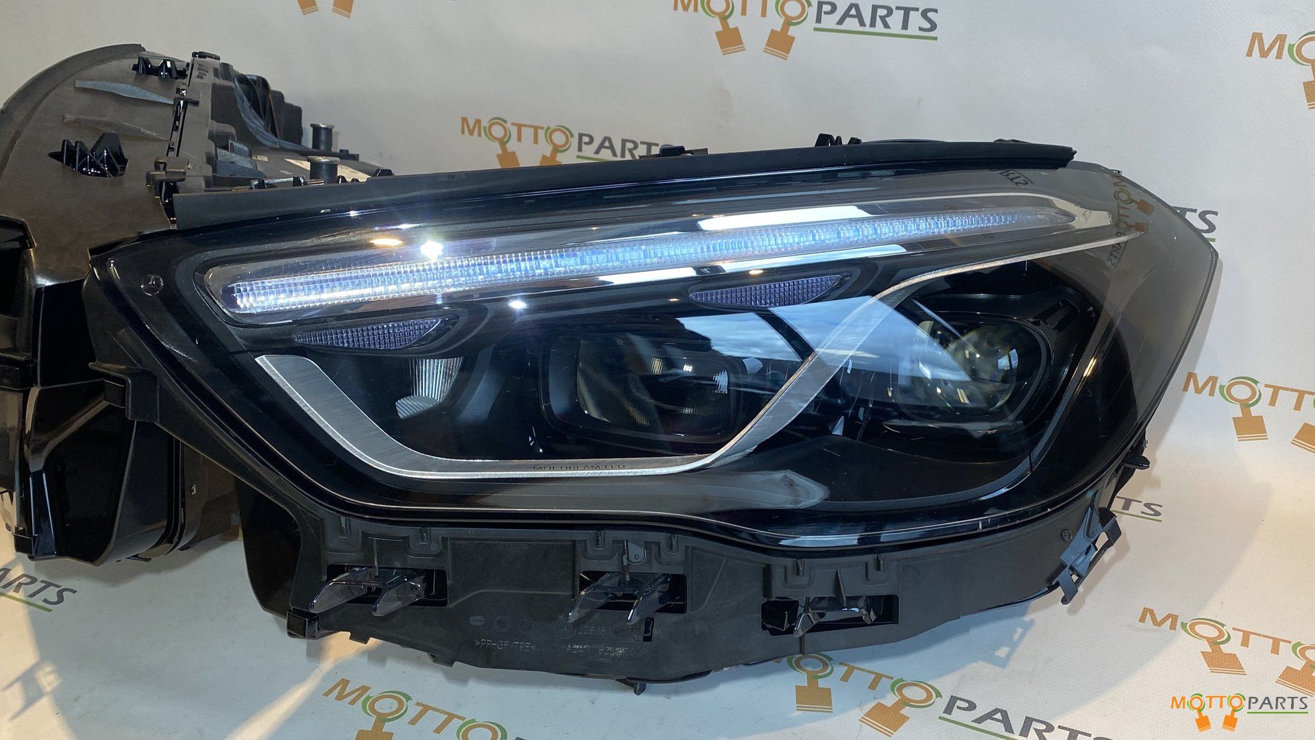 Mercedes W247 Multibeam Koplampset A2479064104 A2479064204 headlight left and right usado en Menorca foto 3