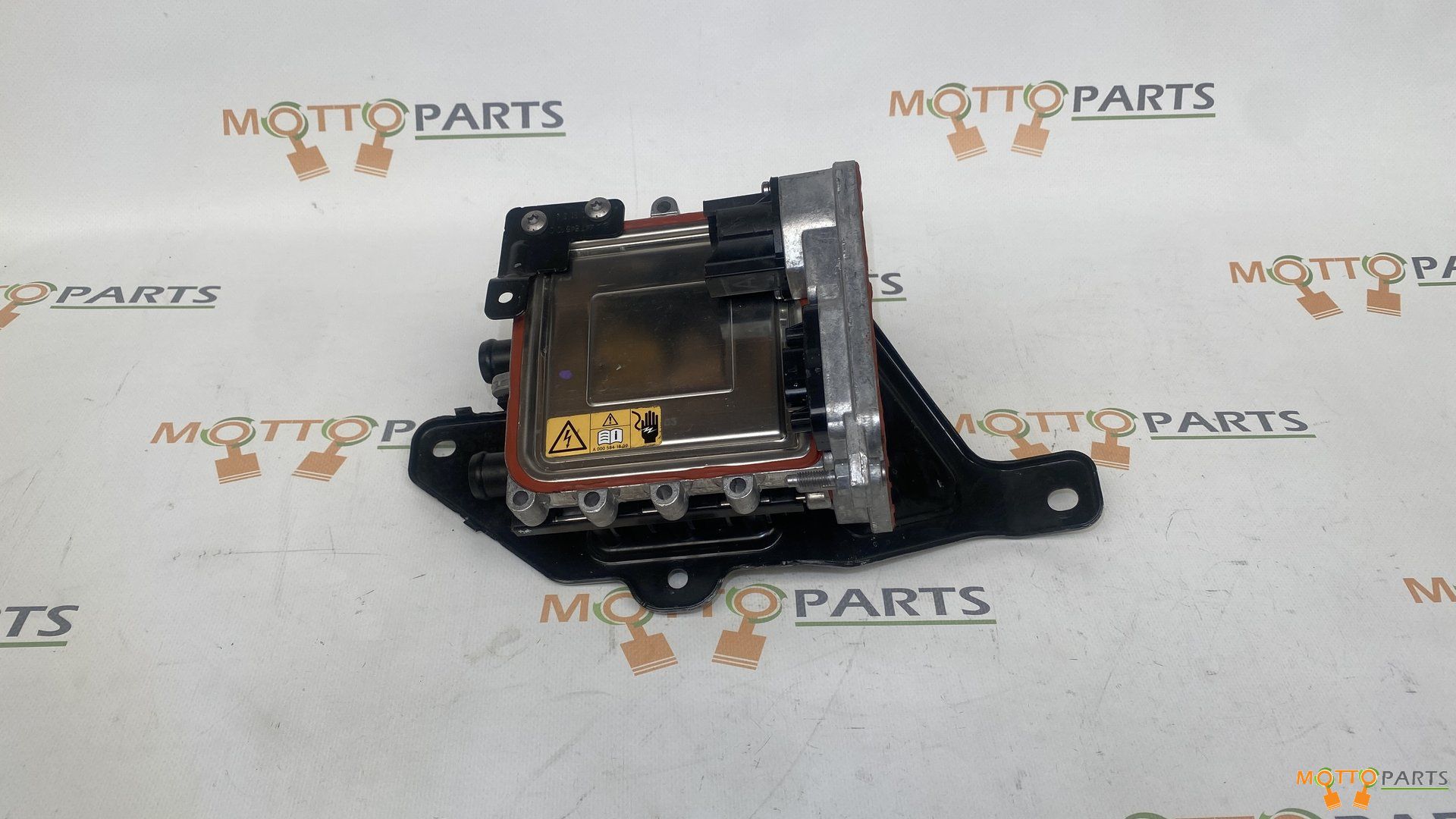 Mercedes A B C E CLA GLE S Clase standkachel A0008357300 block heater usado en Menorca