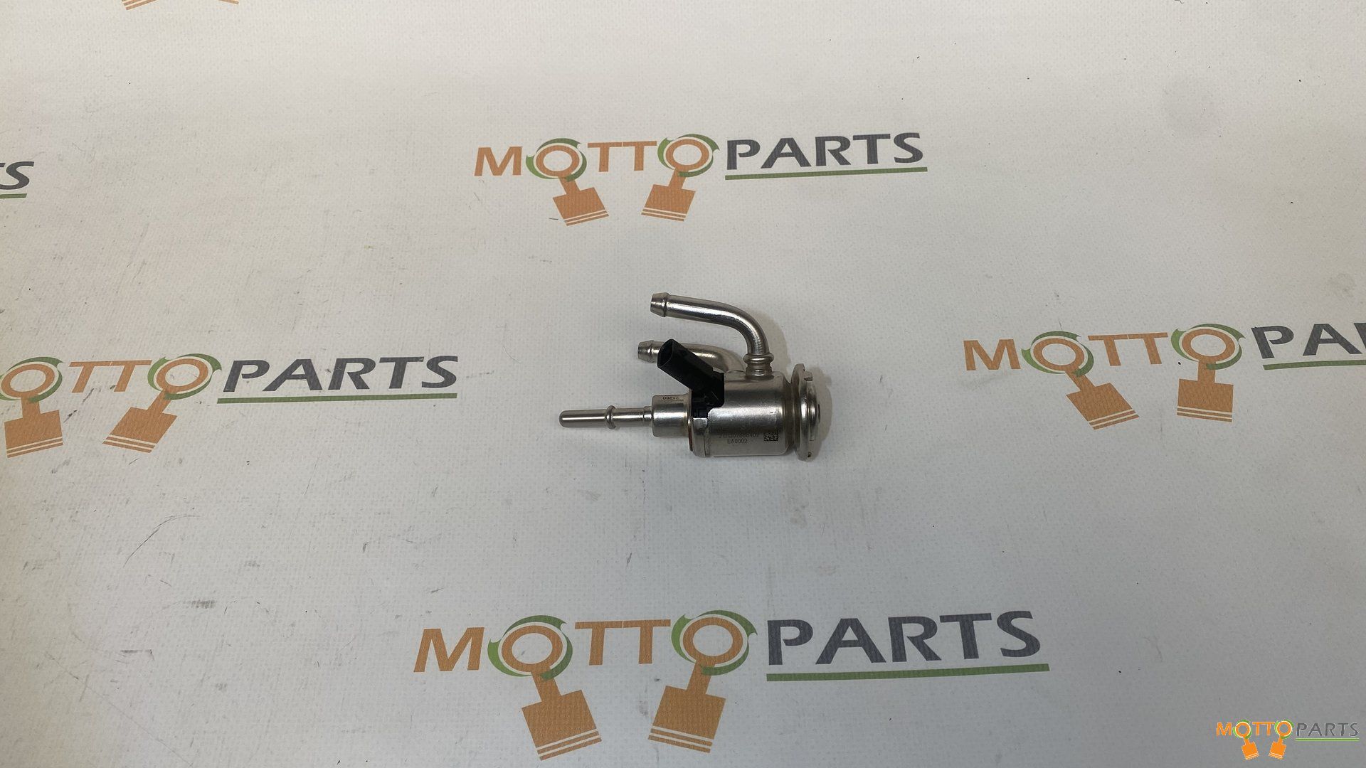 Mercedes originalinal Adblue Injector A0004905300 z.g.a.n. adblue injector usado en Menorca