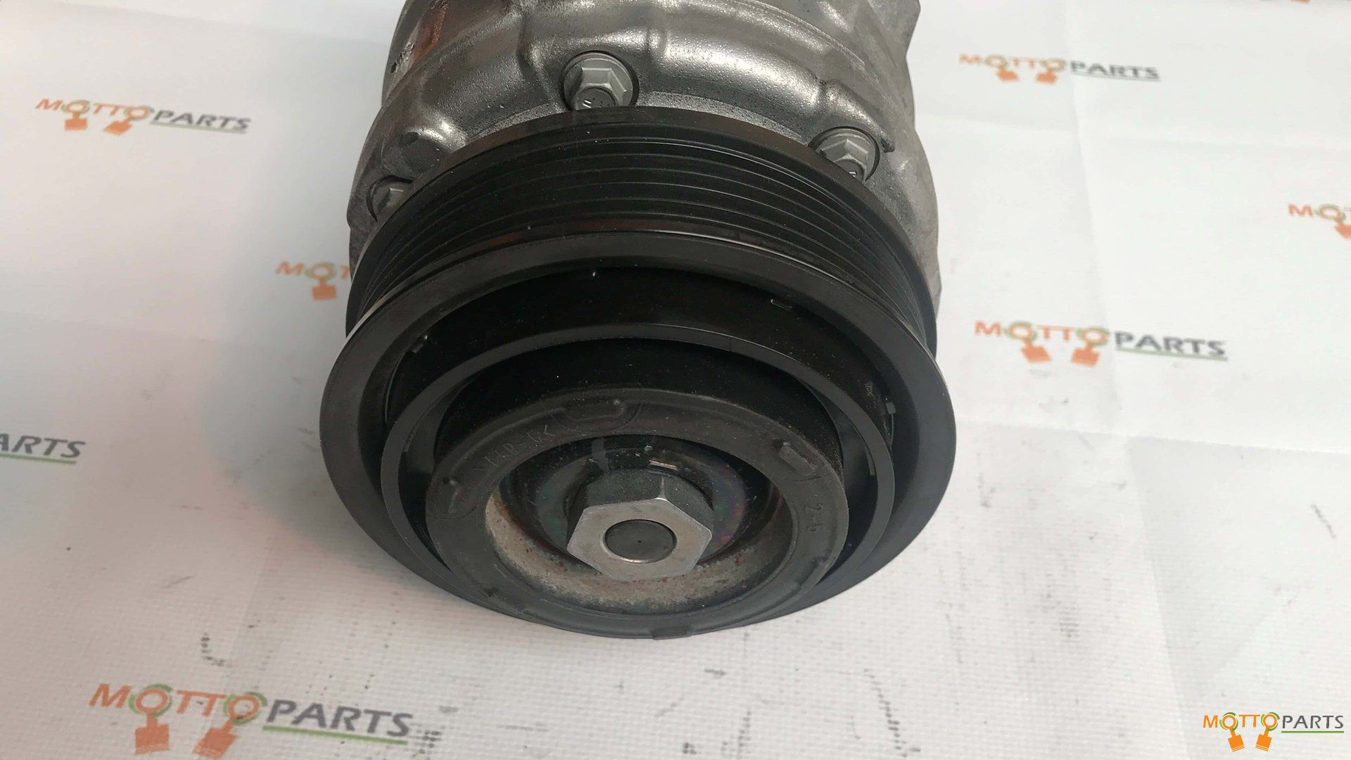 BMW Aircopomp 1, 3,4, X3, X4 Series - 64526805025 - 7SEU17A air conditioning pump air conditioning compressor usado en Menorca foto 5