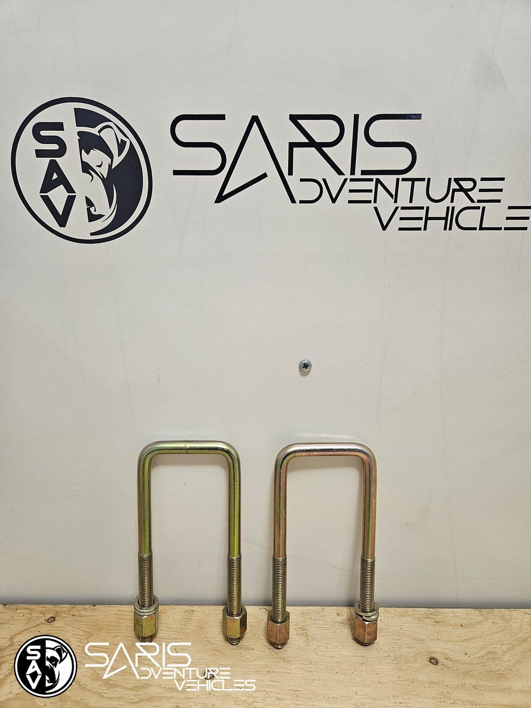 Dobinsons Veersysteem U Bouten leaf spring usado en Menorca