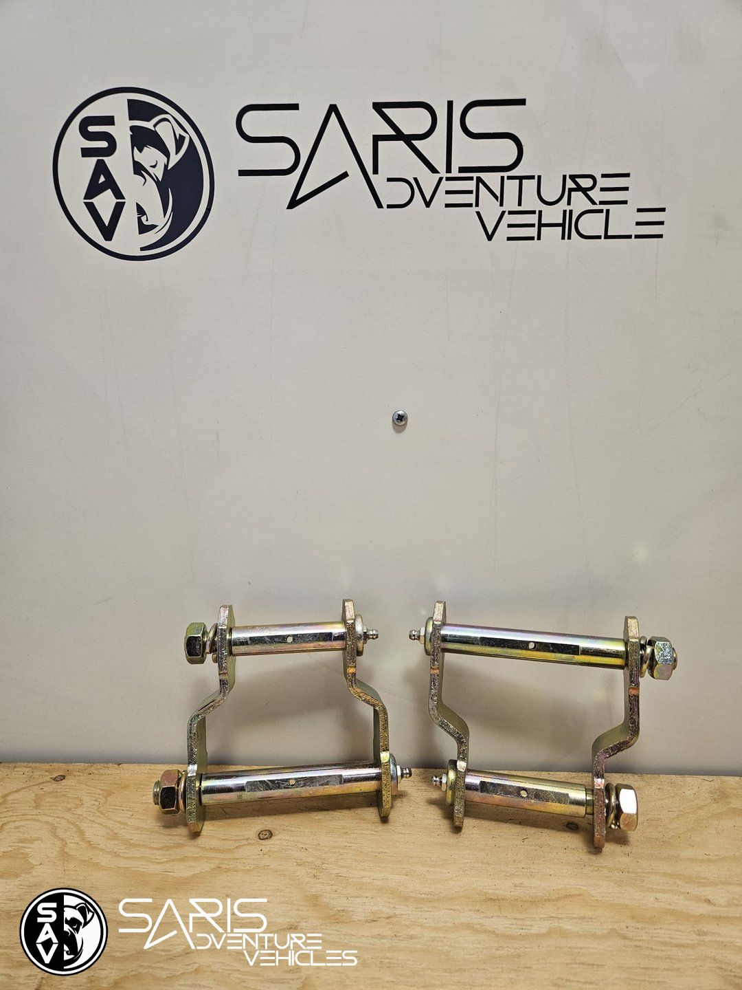 Dobinsons Veerschommel ( Spring Shackle ) leaf spring usado en Menorca