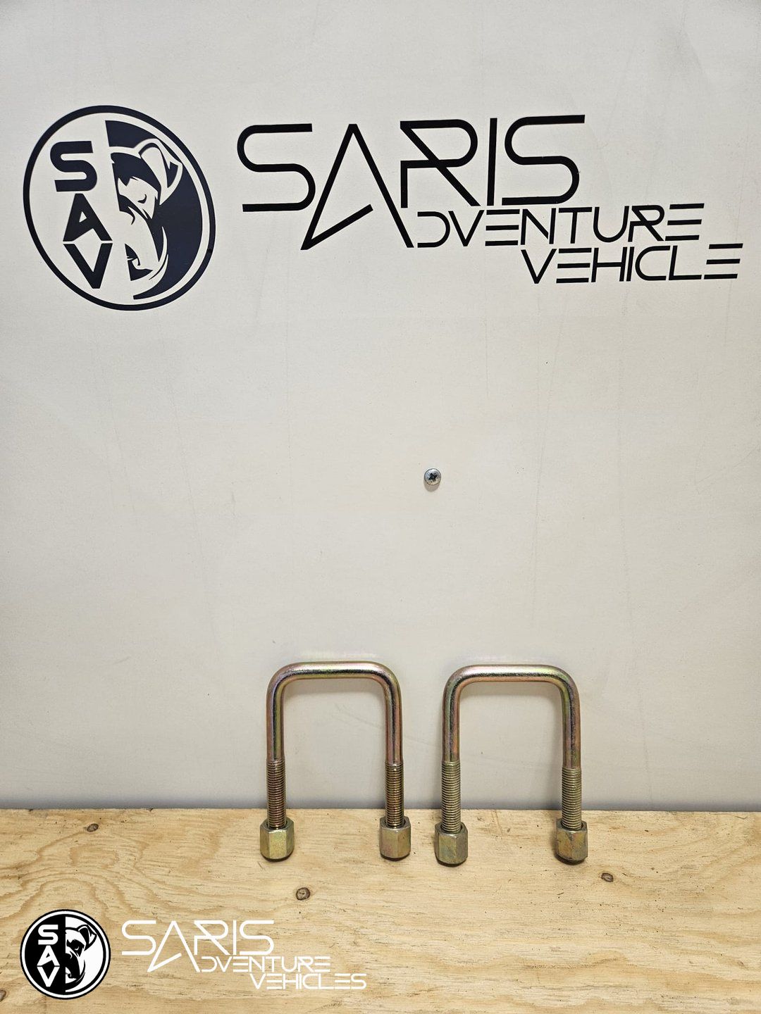 Dobinsons Veersysteem U Bouten leaf spring usado en Menorca