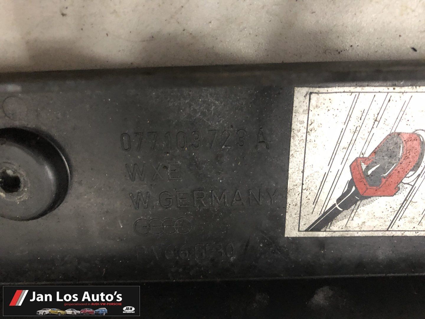 Bougiekabel afdekkap set Audi V8 077103724A spark plug cable usado en Menorca foto 5
