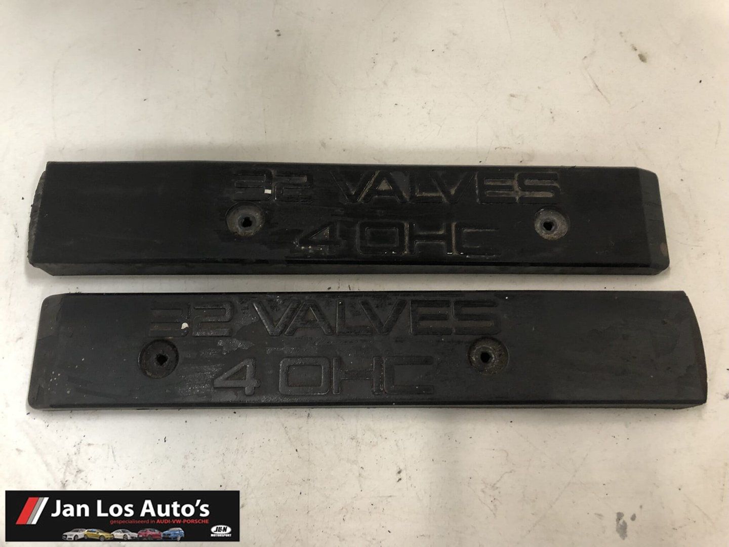 Bougiekabel afdekkap set Audi V8 077103724A spark plug cable usado en Menorca foto 2