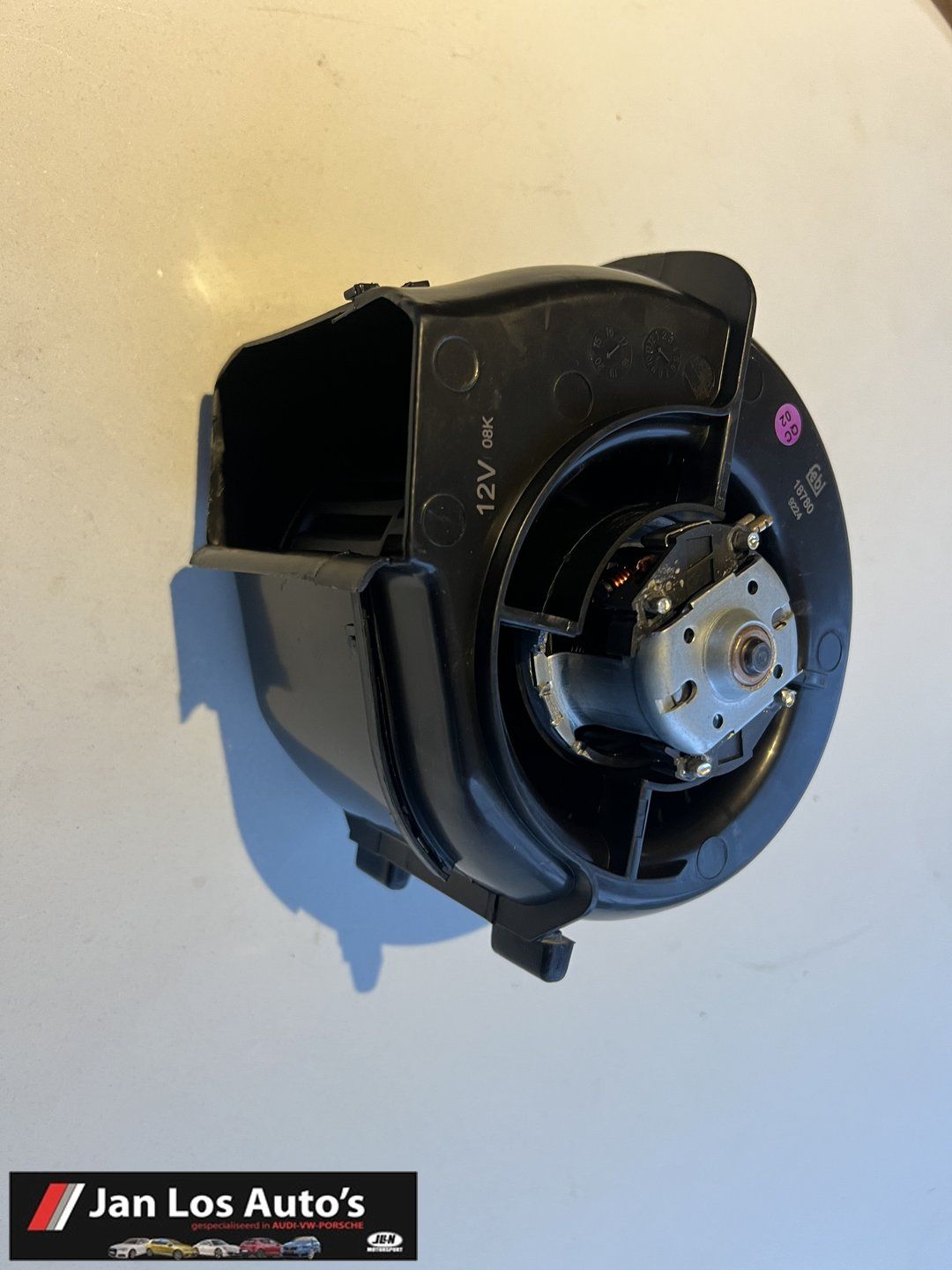 Audi 80 90 coupe B2 typ 81 85 aanjager kachelmotor heater engine booster usado en Menorca