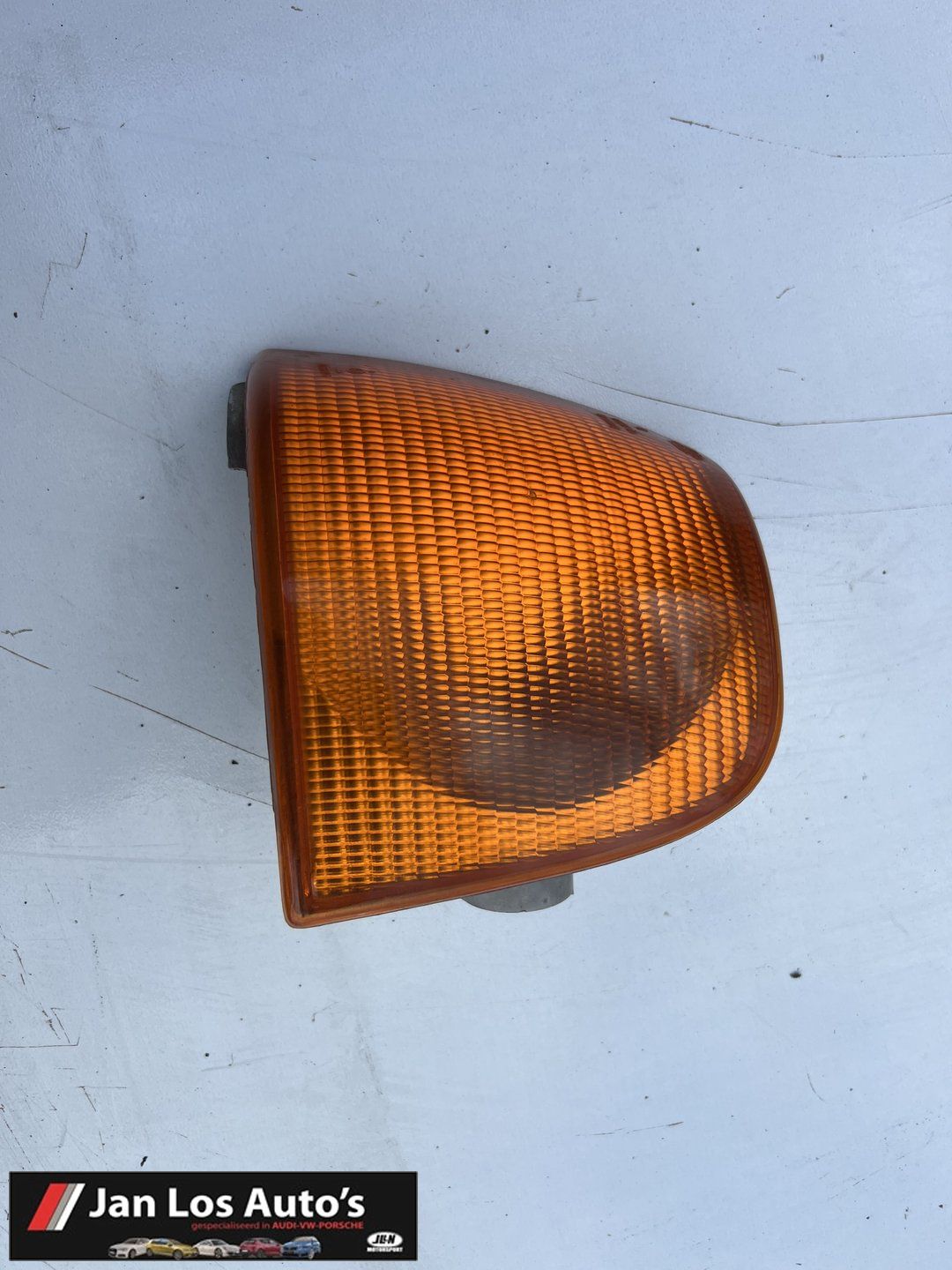 Audi 100 C3 typ 44 Knipperlicht oranje blinker single usado en Menorca