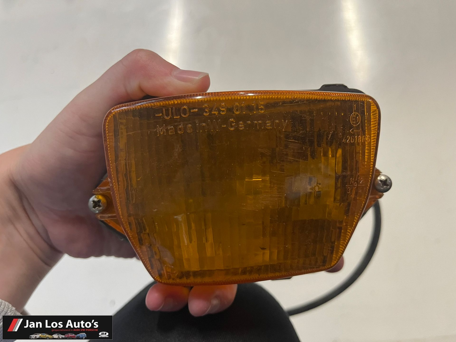 Knipperlicht rechts Audi Coupe B2 855953050 3490115 blinker single usado en Menorca