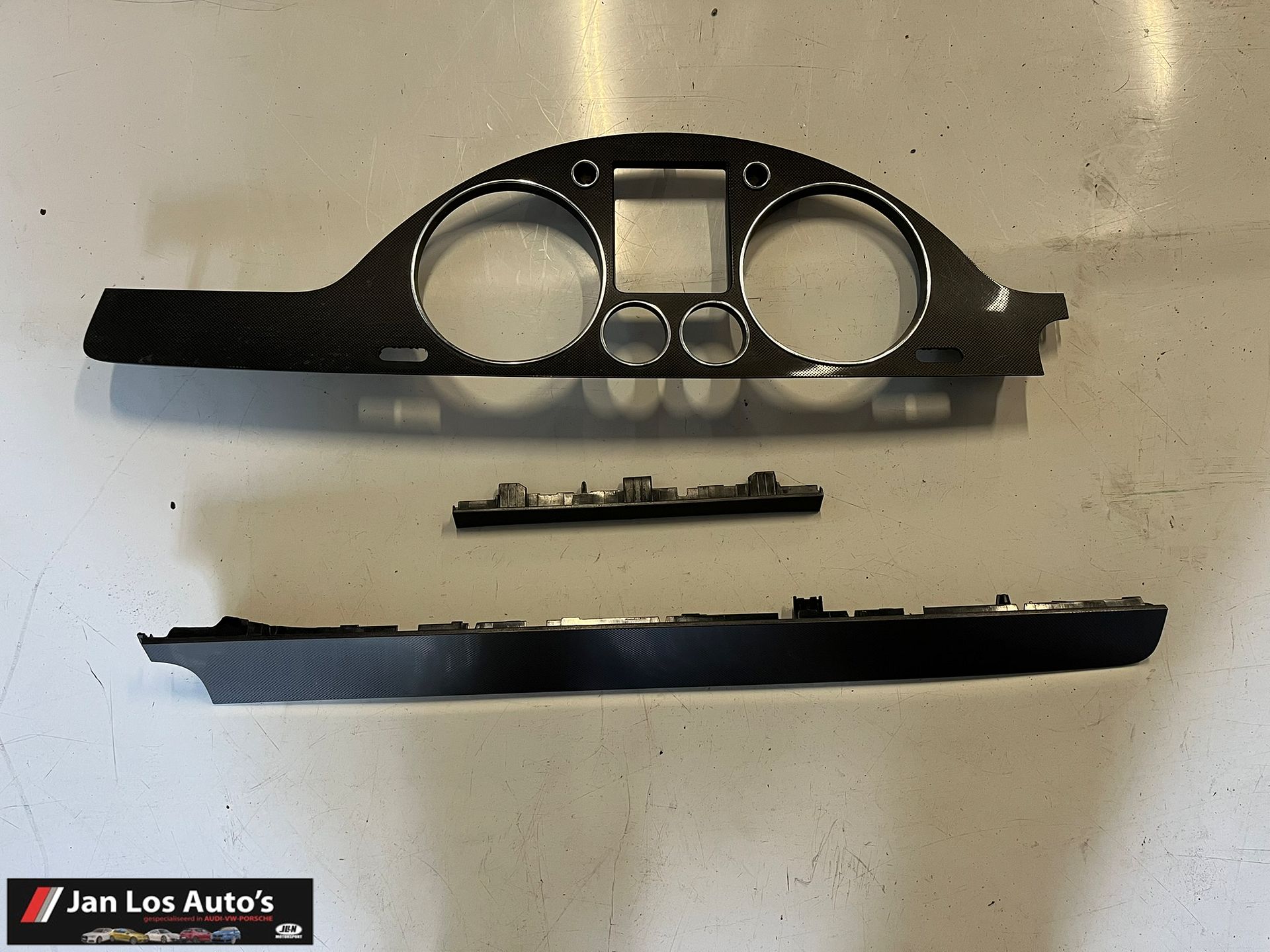 Set lijst Dashboard VW Passat B6 3C1858335 3C1857212P interior frames set usado en Menorca