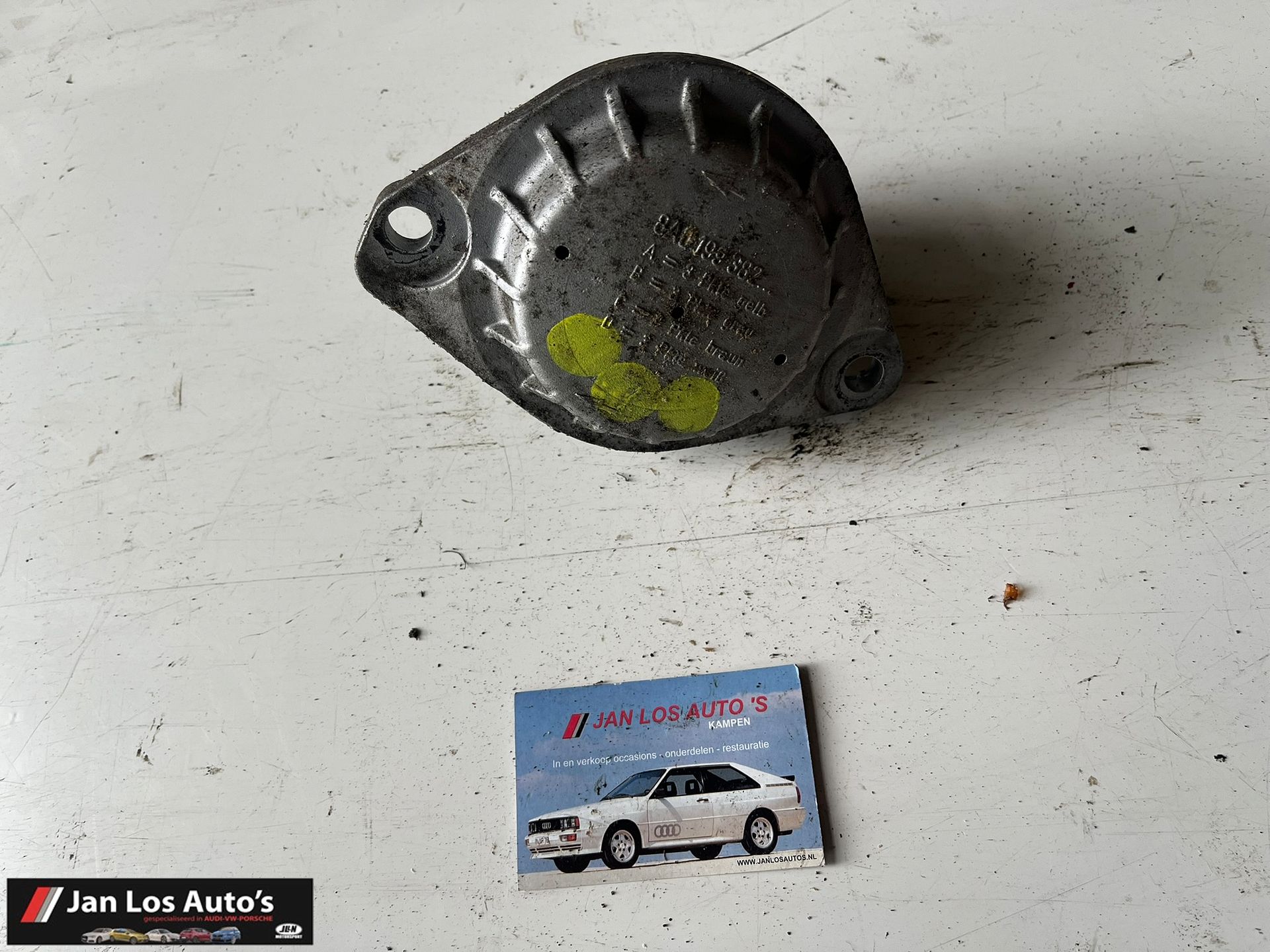 Motorsteun Audi 8A0199382 443199381E engine mount engine rubber usado en Menorca foto 3