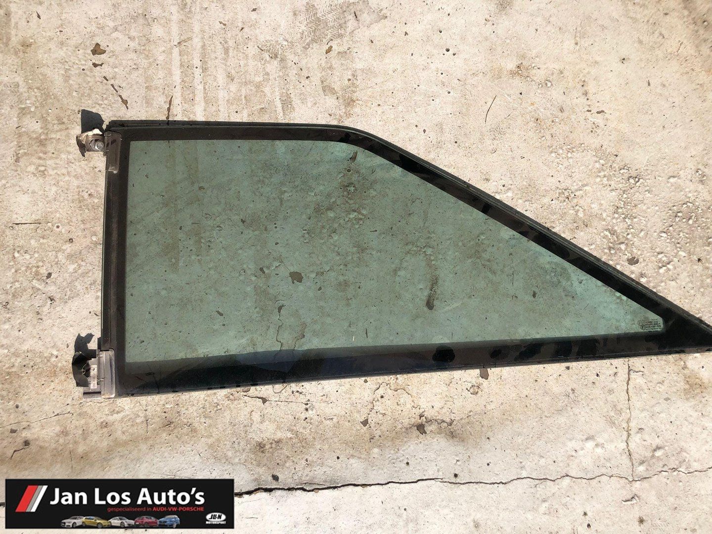 Zijruit linksachter Audi Coupe B3 ('89-'96) 43R-001026 door window single usado en Menorca