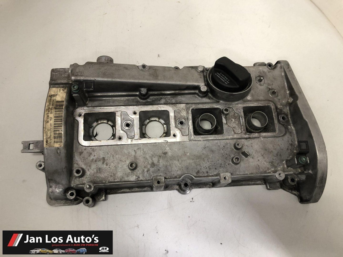 Kleppendeksel ADR Audi A3 A4 1.8 20v valve cap usado en Menorca foto 2