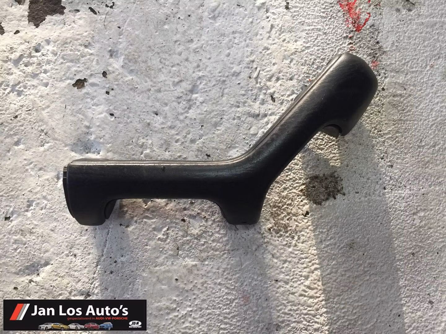 Handgreep deur linksvoor binnen Audi 80 B4 (91-95) 8A1867171 ceiling handle single usado en Menorca