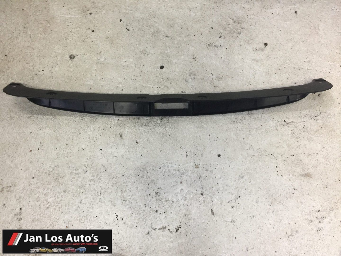 Kofferbak rand Audi 80 B4 ('91-'95) 8G0863485B upholstery boot usado en Menorca foto 2