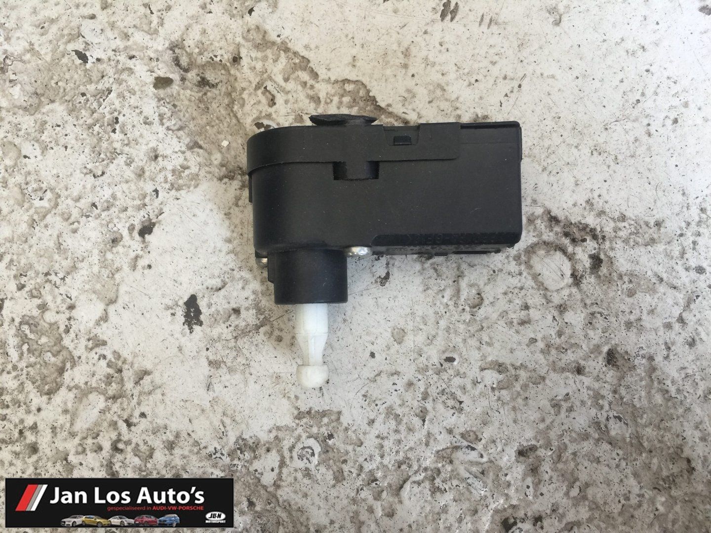 Koplamp hoogteverstelling motor stelmotor Bosch 0307853303 headlight adjustment motor usado en Menorca