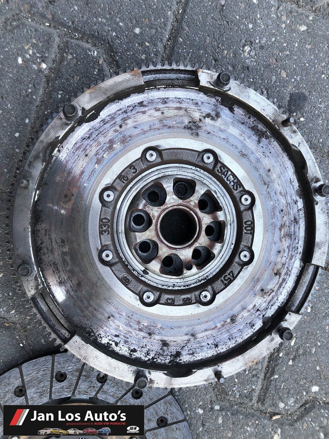 Audi A1 S1 8X 2.0 tfsi. Tweemassavliegwiel en koppeling double mass flywheel usado en Menorca foto 5