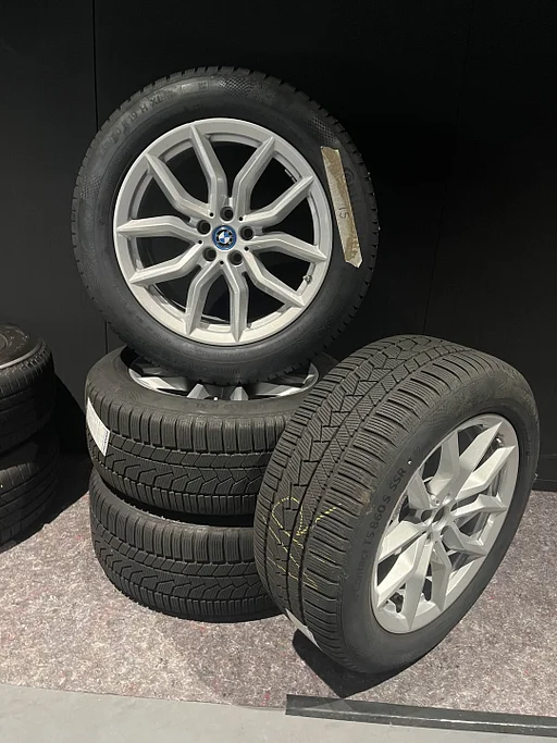 BMW X5 – Continental wintercontact - 265/50/R19