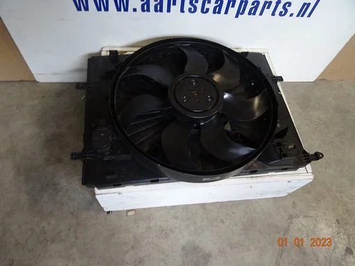 mercedes koelventilator A 0999061300