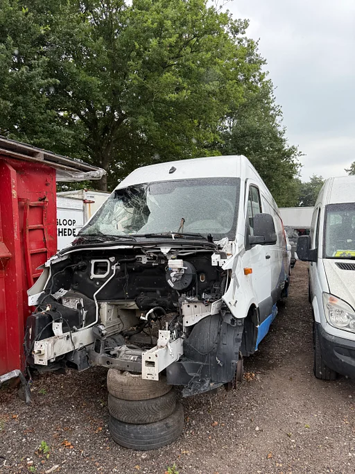Mercedes sprinter 907 demontage voertuig Onderdelen