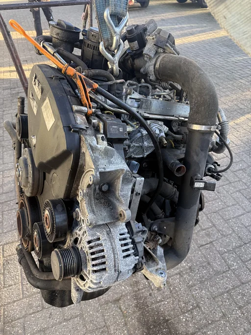 Motor Volkswagen Crafter 2.5 code: BJL