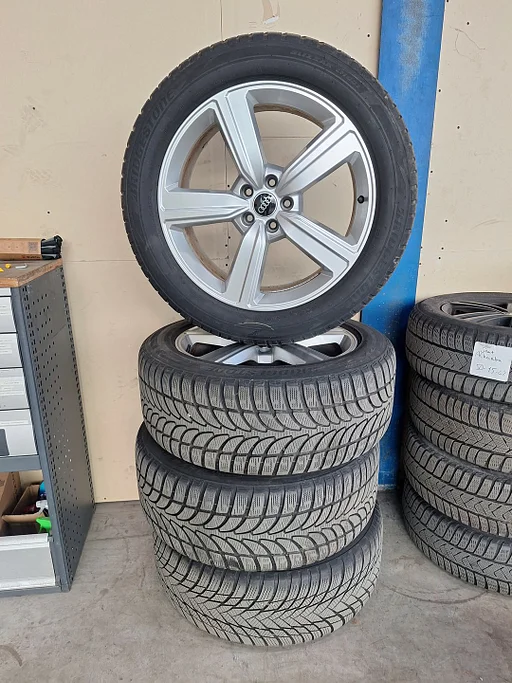 Audi E-Tron Winterset 20 Inch Origineel