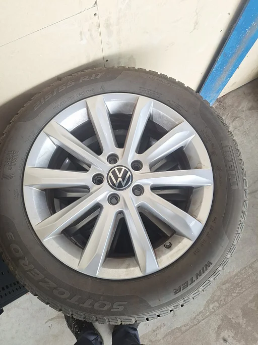 Volkswagen Passat Winterset 17 Inch Origineel