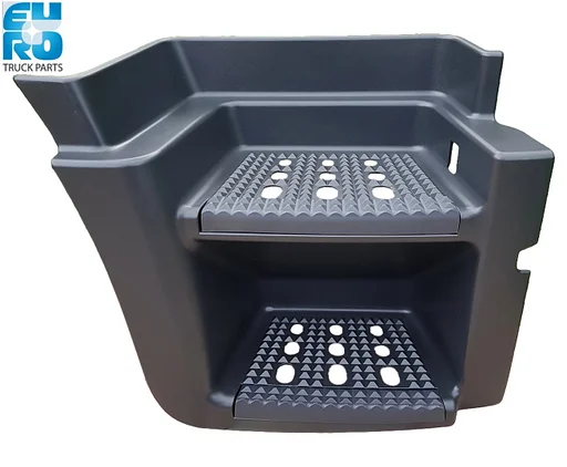 IVECO STRALIS EURO 5-6 ENTRANCE RIGHT LOWER WITH EDGES  500375431